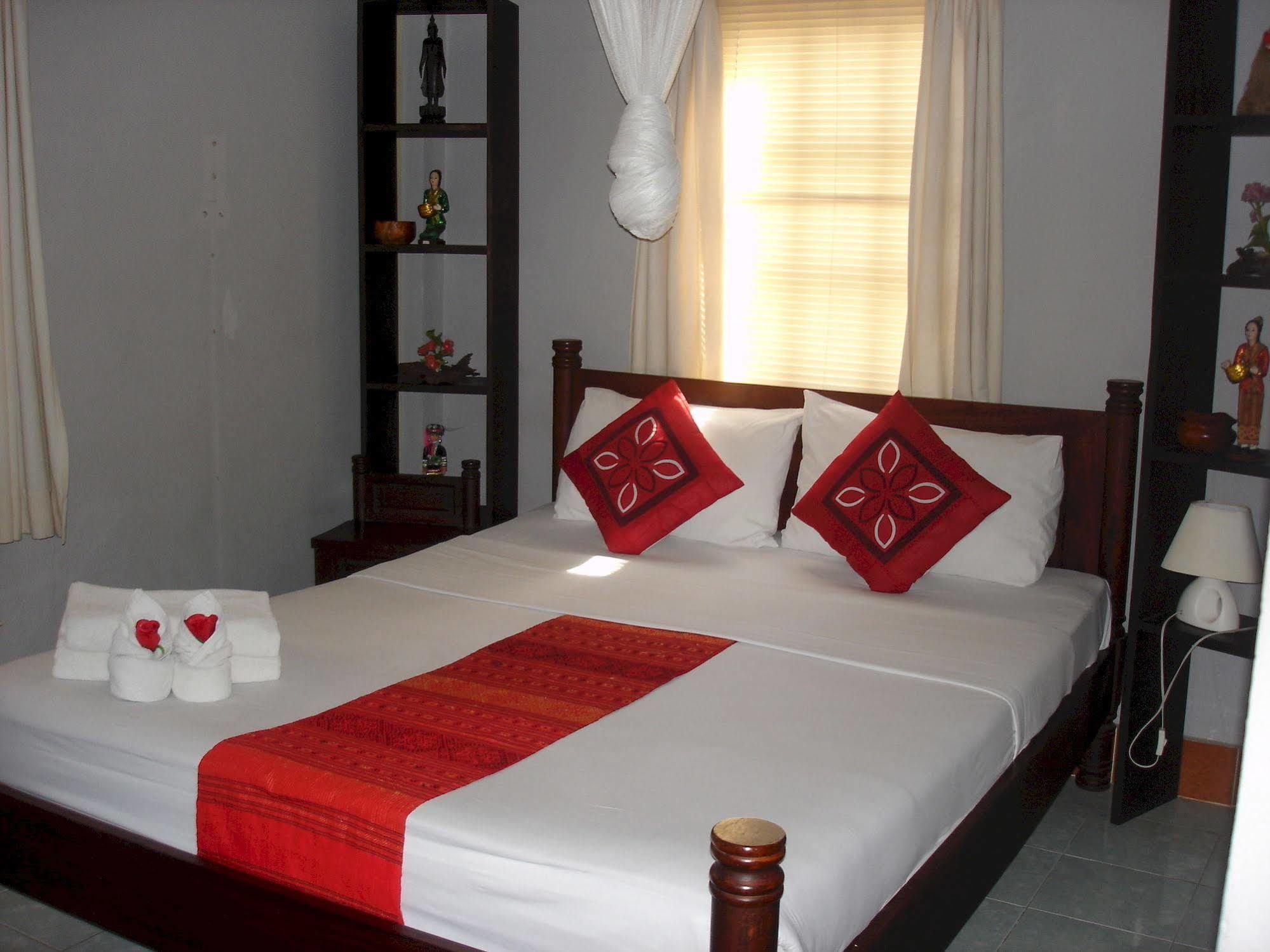 Villa Senesouk Luang Prabang Bagian luar foto