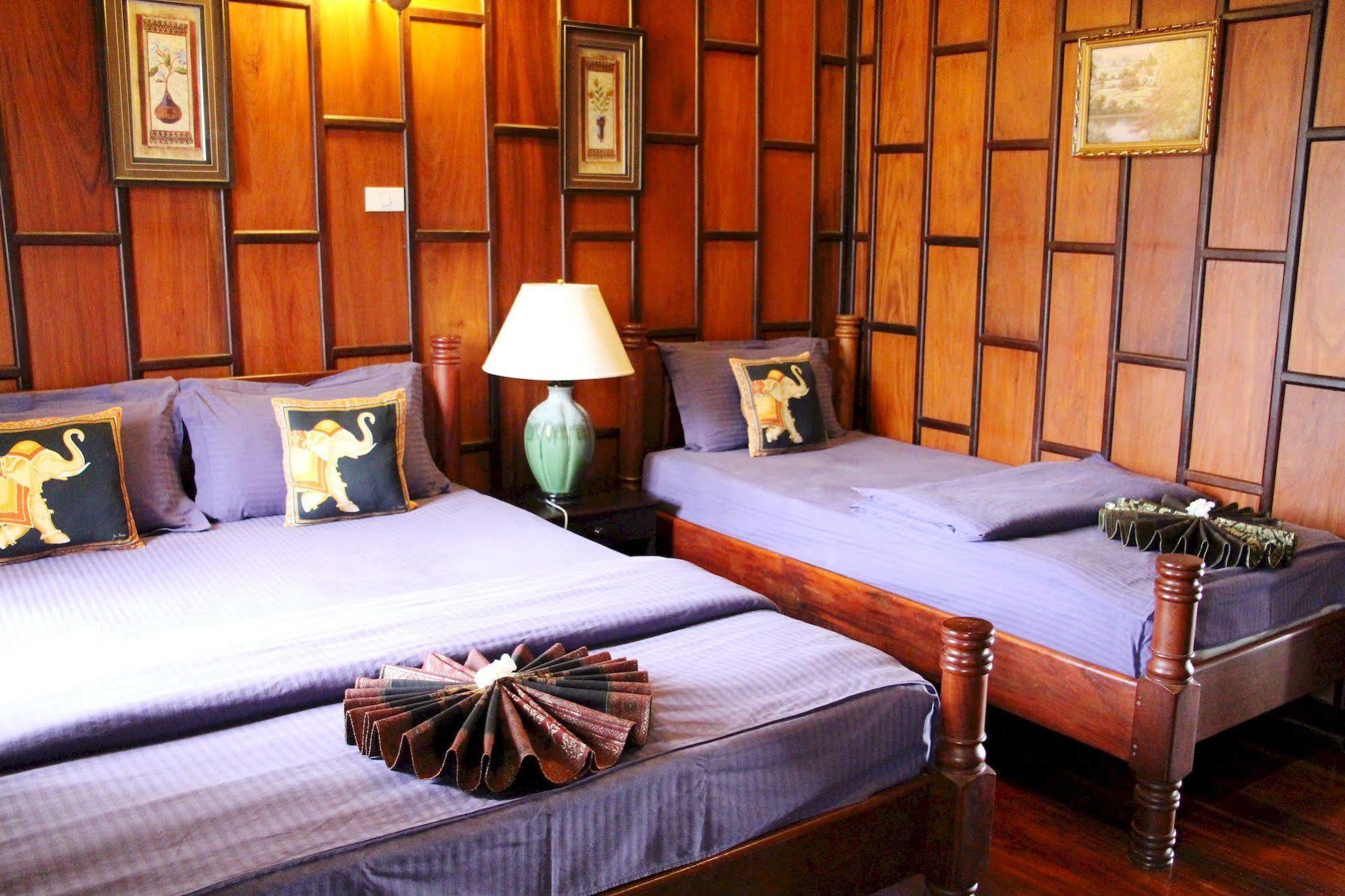 Villa Senesouk Luang Prabang Bagian luar foto